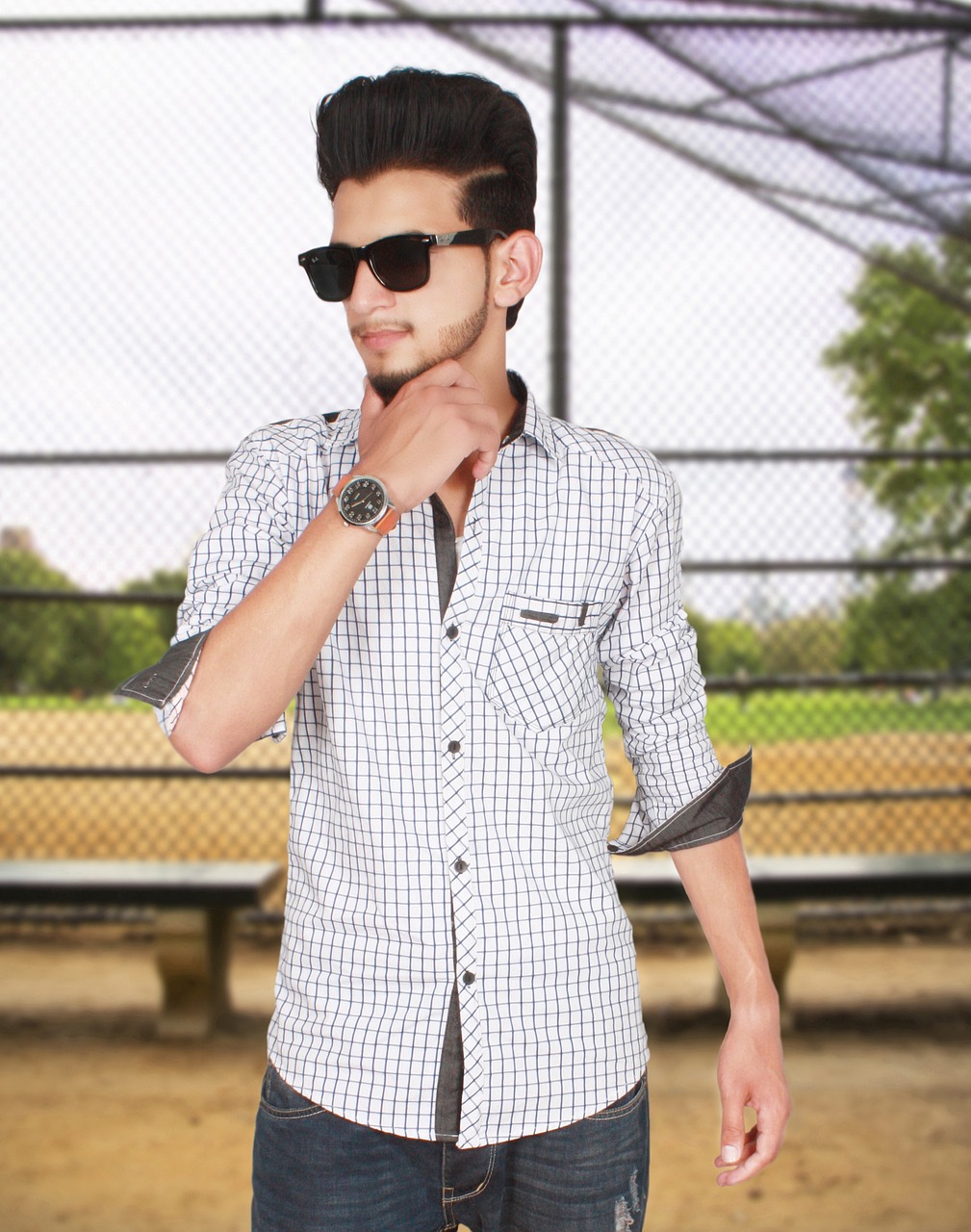 最新流行寸頭,時(shí)尚風(fēng)潮中的獨(dú)特魅力展現(xiàn)