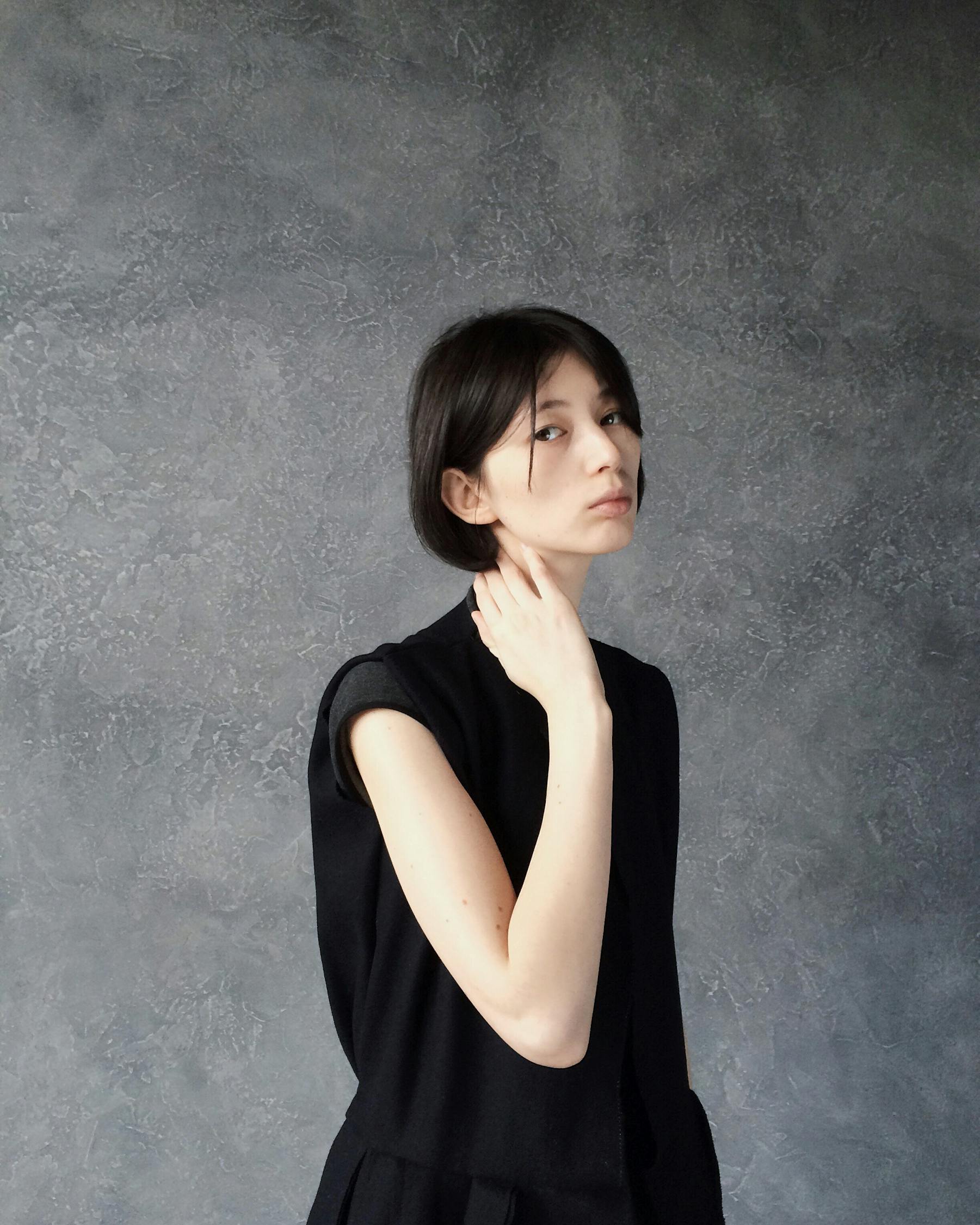 最新女頭頭像流行趨勢與時(shí)尚魅力探討,時(shí)尚魅力展現(xiàn)與獨(dú)特風(fēng)采的探討