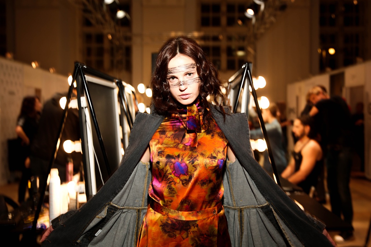 朵妃最新視頻展現(xiàn)獨特時尚魅力