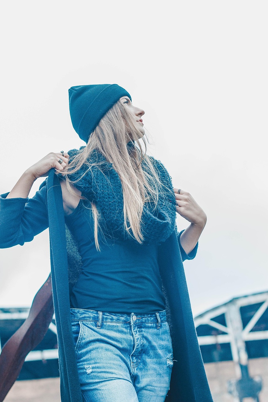 戚薇最新時尚潮流引領風尚,驚艷圖片曝光!