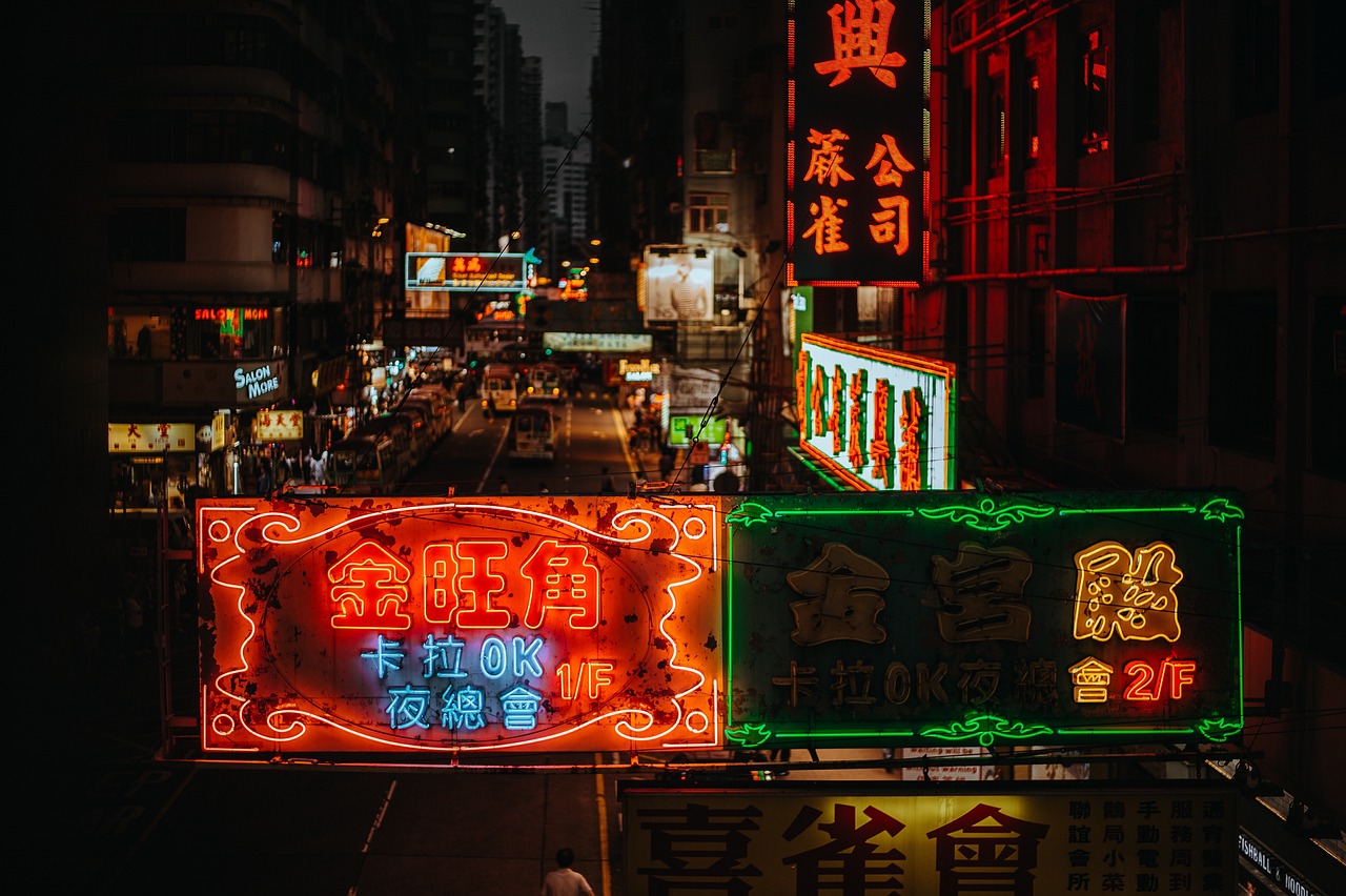 五月中央八臺電視劇直播在線觀看，視覺盛宴的開啟